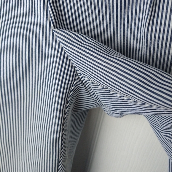 Alfred dunner blue white striped flat front pocket elastic waist Capri. Size 10p - Picture 5 of 10